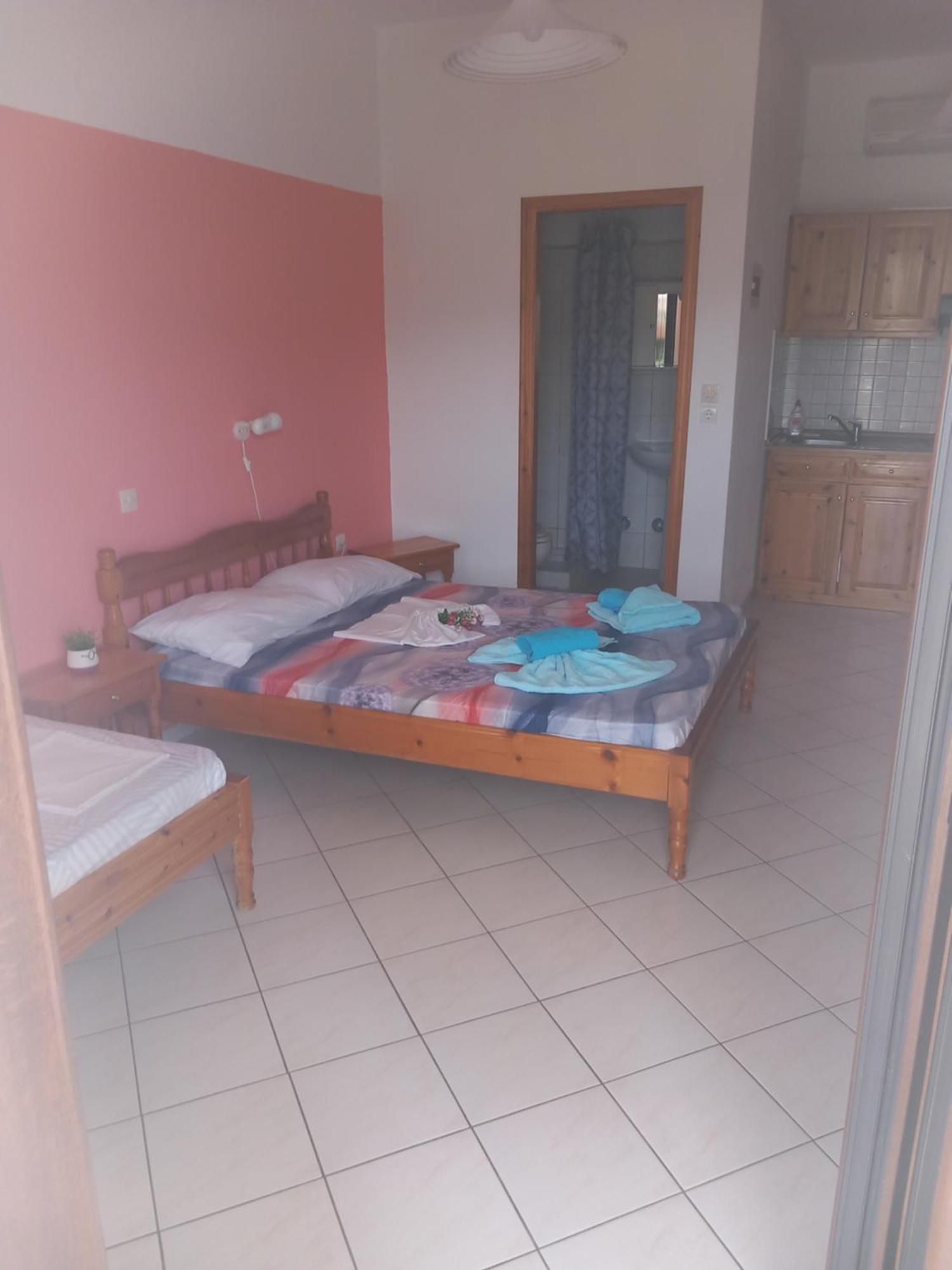 Giola Aparments And Studios 2 Astris Ngoại thất bức ảnh
