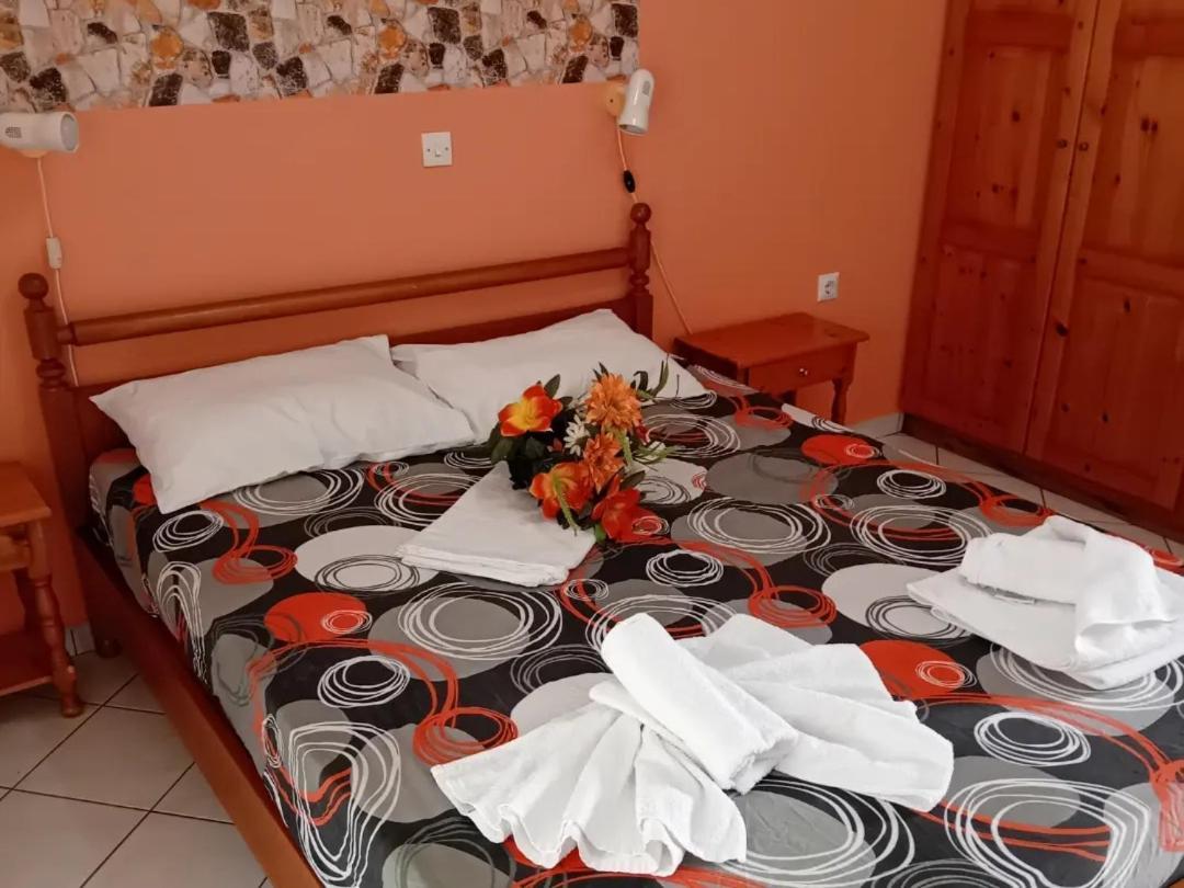 Giola Aparments And Studios 2 Astris Phòng bức ảnh